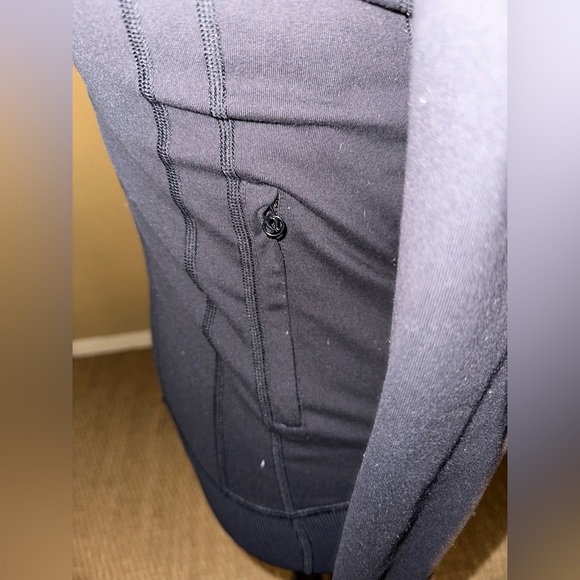 Lululemon Jacket - Picture 2 of 9